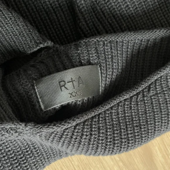 RtA Langley mock neck -  new! - Picture 6 of 9